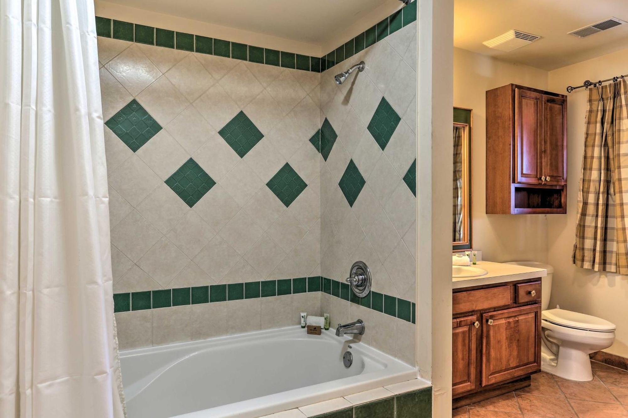 Mountain Creek Resort Home - Hot Tub And Pool Access فيرنون المظهر الخارجي الصورة